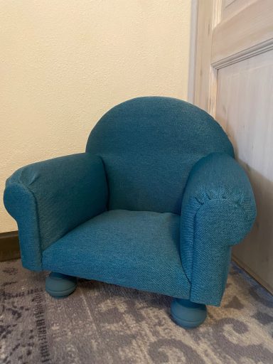 Lieblingssessel selbstgemachter Kindersessel